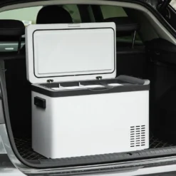 Outsunny Kühlbox Auto 30L Mit LCD-Anzeige Kompressor Autokühlschrank Elektrisch Boot Camper Reisen 12/24V DC Und 110-240V AC Weiß 18 Outsunny Kühlbox Auto 30L Mit LCD-Anzeige Kompressor Autokühlschrank Elektrisch Boot Camper Reisen 12/24V DC Und 110-240V AC Weiß -Küchenutensilien 04ec4bcf384a8d988ca6823badff4f17